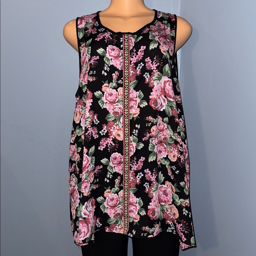 Stylish Floral Sleeveless Tunic Top, Size 1X